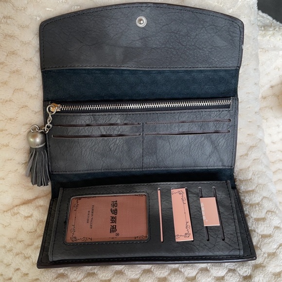 Imitation MKF Collection Connie Woven Wallet - Picture 3 of 5